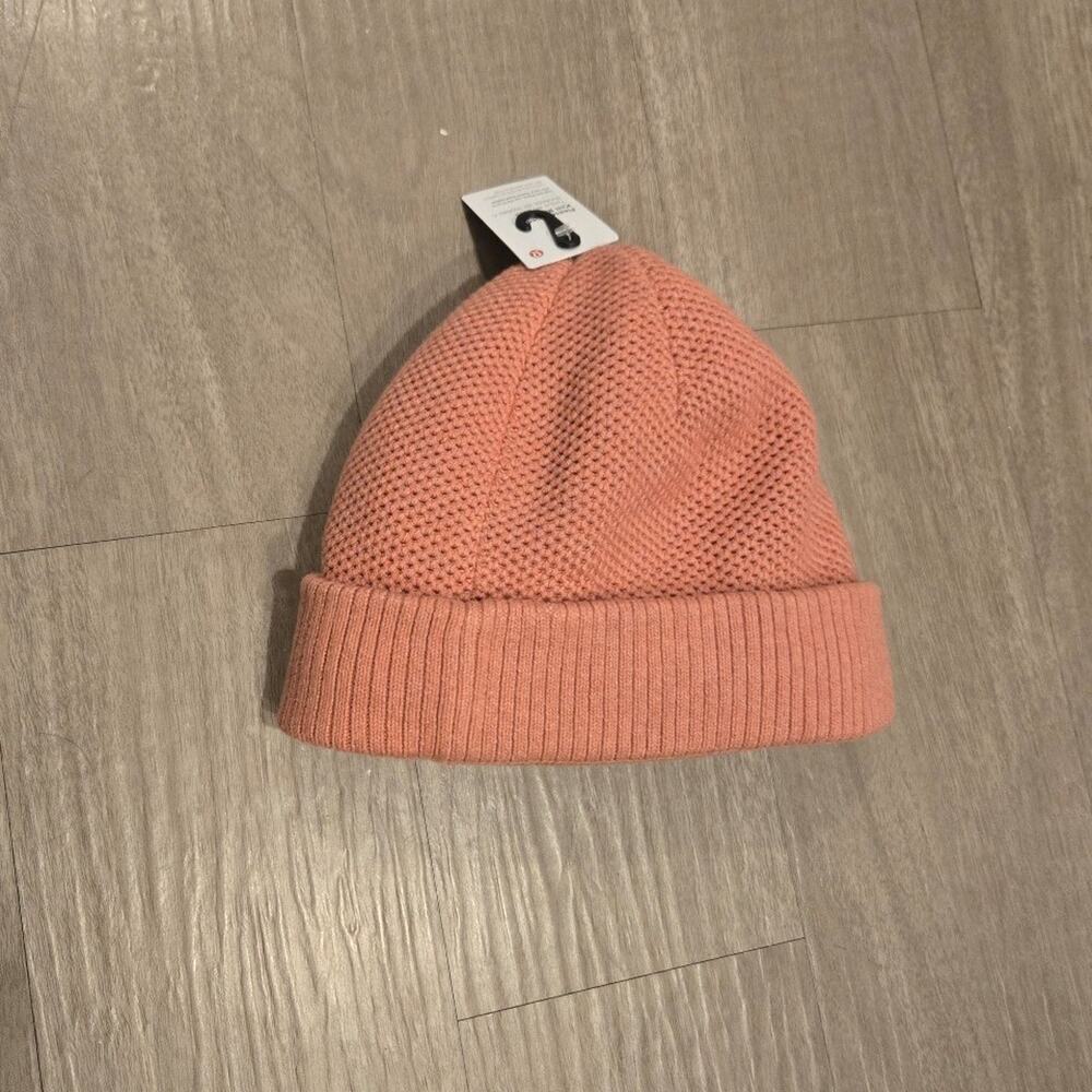 NWT Lululemon Fleece-Lined Knit Beanie